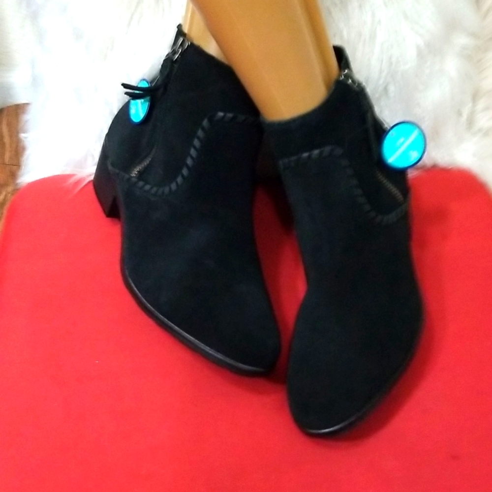 JACK ROGERS BOOTS - Picture 3 of 10
